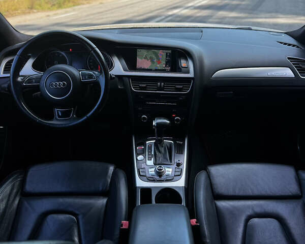 Белый Ауди А4, объемом двигателя 2 л и пробегом 209 тыс. км за 12900 $, фото 7 на Automoto.ua