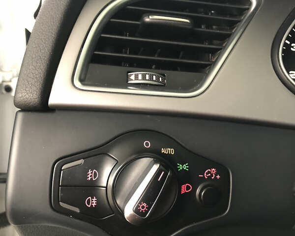 Белый Ауди А4, объемом двигателя 1.98 л и пробегом 348 тыс. км за 11999 $, фото 19 на Automoto.ua