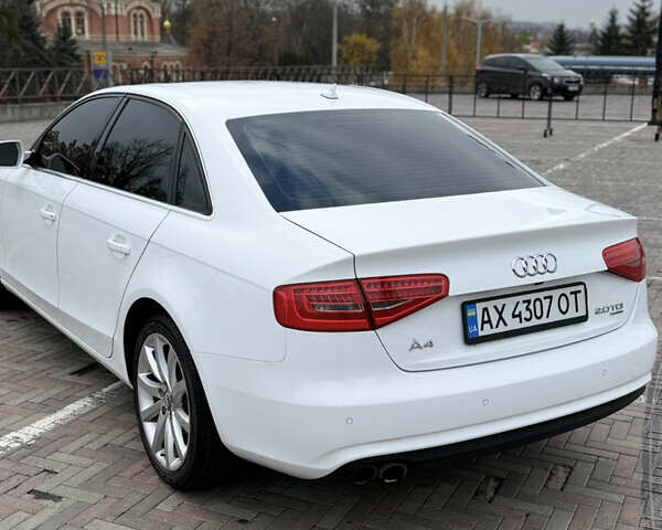 Білий Ауді А4, об'ємом двигуна 1.98 л та пробігом 258 тис. км за 15000 $, фото 6 на Automoto.ua