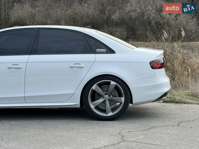 Білий Ауді А4, об'ємом двигуна 1.98 л та пробігом 184 тис. км за 14500 $, фото 10 на Automoto.ua