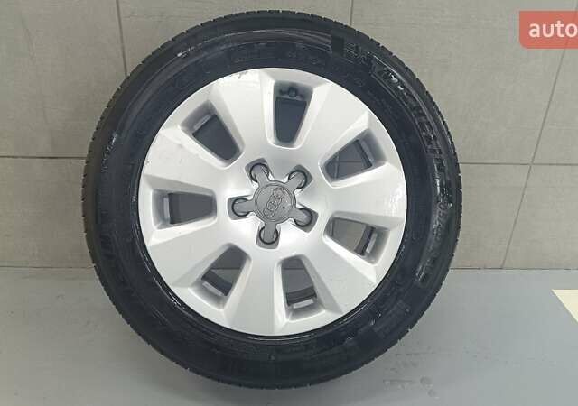 Белый Ауди А4, объемом двигателя 1.8 л и пробегом 134 тыс. км за 12541 $, фото 12 на Automoto.ua