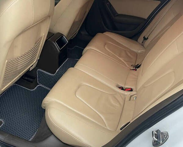 Белый Ауди А4, объемом двигателя 1.98 л и пробегом 160 тыс. км за 11000 $, фото 3 на Automoto.ua