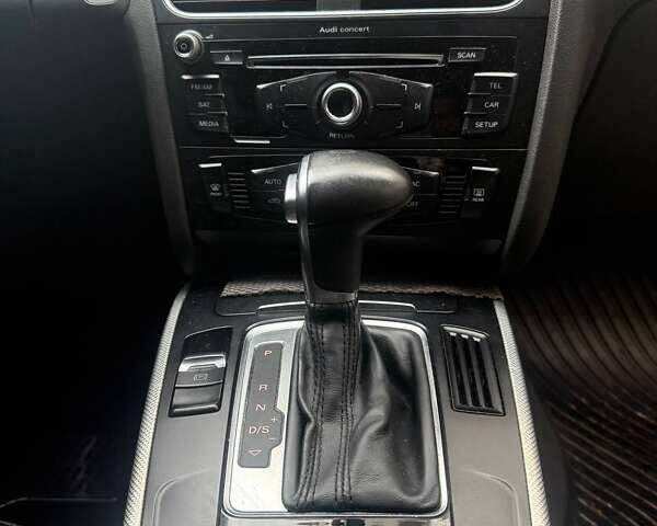 Белый Ауди А4, объемом двигателя 1.98 л и пробегом 163 тыс. км за 12000 $, фото 17 на Automoto.ua