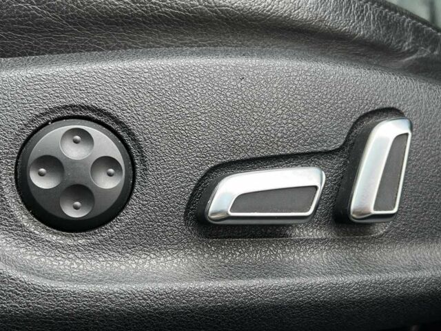 Білий Ауді А4, об'ємом двигуна 2 л та пробігом 171 тис. км за 11800 $, фото 19 на Automoto.ua