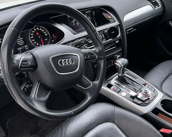 Білий Ауді А4, об'ємом двигуна 1.98 л та пробігом 200 тис. км за 12000 $, фото 16 на Automoto.ua