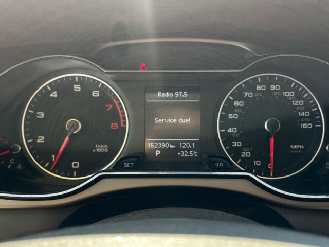 Белый Ауди А4, объемом двигателя 2 л и пробегом 152 тыс. км за 12800 $, фото 14 на Automoto.ua