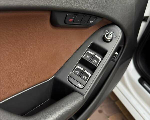 Білий Ауді А4, об'ємом двигуна 1.98 л та пробігом 200 тис. км за 13700 $, фото 13 на Automoto.ua