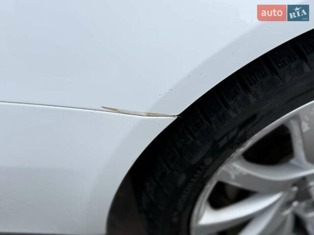 Білий Ауді А4, об'ємом двигуна 1.98 л та пробігом 258 тис. км за 15000 $, фото 10 на Automoto.ua