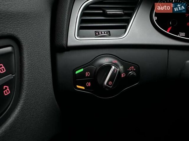 Белый Ауди А4, объемом двигателя 1.98 л и пробегом 169 тыс. км за 14000 $, фото 16 на Automoto.ua