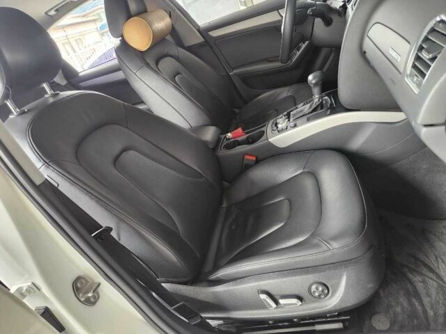 Белый Ауди А4, объемом двигателя 2 л и пробегом 48 тыс. км за 8248 $, фото 3 на Automoto.ua