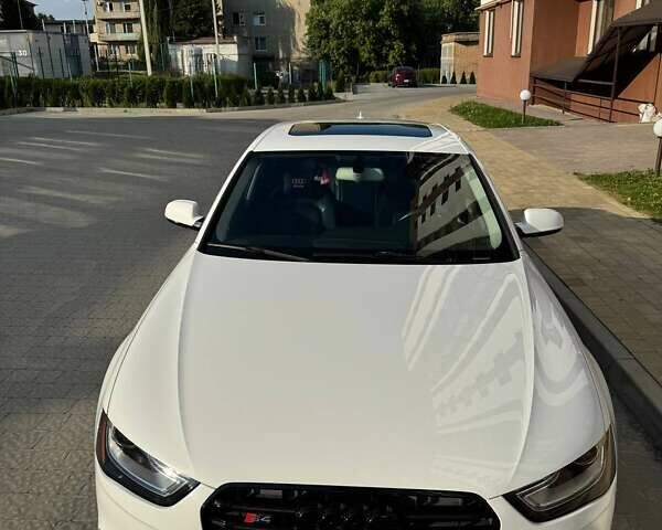 Білий Ауді А4, об'ємом двигуна 1.98 л та пробігом 175 тис. км за 11700 $, фото 2 на Automoto.ua