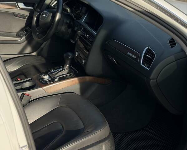 Білий Ауді А4, об'ємом двигуна 1.98 л та пробігом 206 тис. км за 13600 $, фото 14 на Automoto.ua