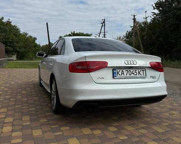 Білий Ауді А4, об'ємом двигуна 1.98 л та пробігом 200 тис. км за 13700 $, фото 6 на Automoto.ua