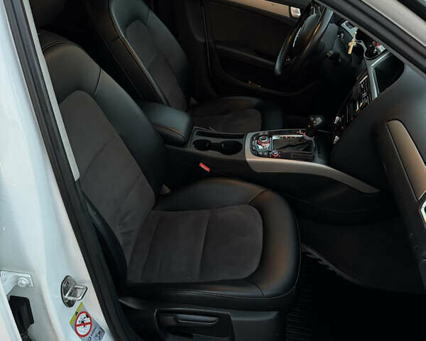 Белый Ауди А4, объемом двигателя 1.97 л и пробегом 298 тыс. км за 11600 $, фото 16 на Automoto.ua