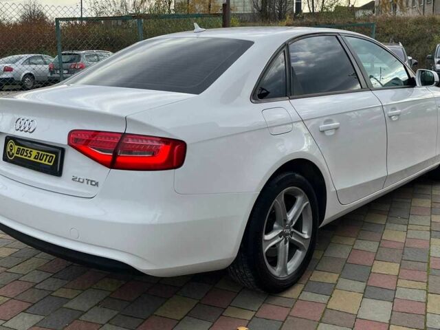 Белый Ауди А4, объемом двигателя 2 л и пробегом 298 тыс. км за 286 $, фото 4 на Automoto.ua