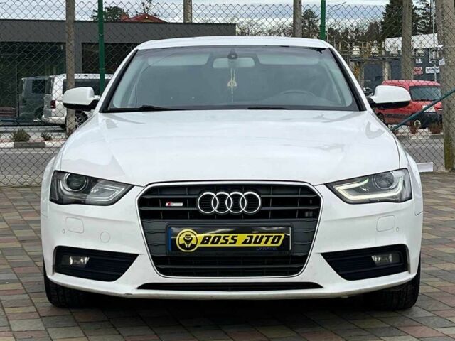 Белый Ауди А4, объемом двигателя 2 л и пробегом 298 тыс. км за 286 $, фото 1 на Automoto.ua