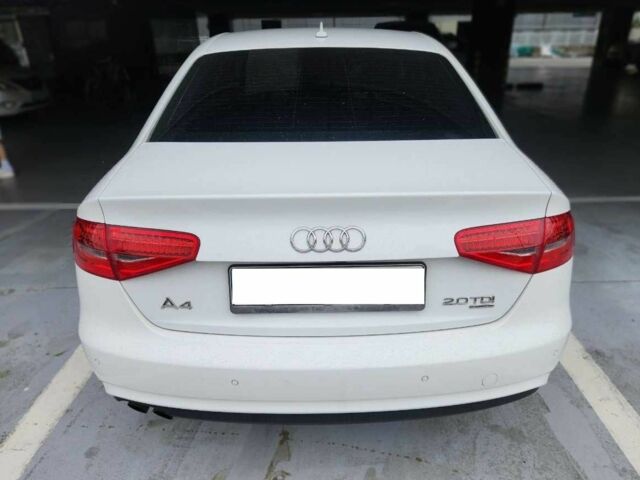 Белый Ауди А4, объемом двигателя 2 л и пробегом 48 тыс. км за 8248 $, фото 1 на Automoto.ua