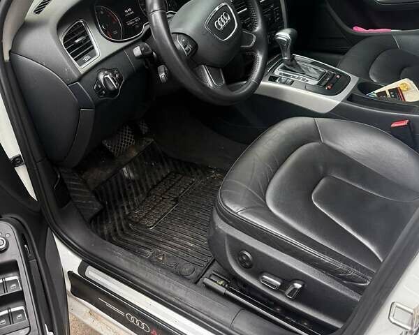 Белый Ауди А4, объемом двигателя 1.98 л и пробегом 163 тыс. км за 12000 $, фото 15 на Automoto.ua