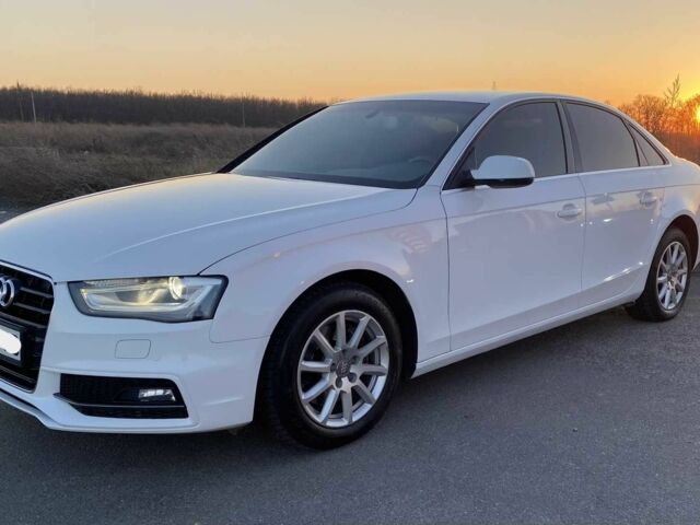 Білий Ауді А4, об'ємом двигуна 2 л та пробігом 280 тис. км за 12499 $, фото 2 на Automoto.ua