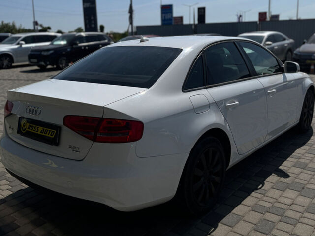 Белый Ауди А4, объемом двигателя 2 л и пробегом 152 тыс. км за 12800 $, фото 6 на Automoto.ua
