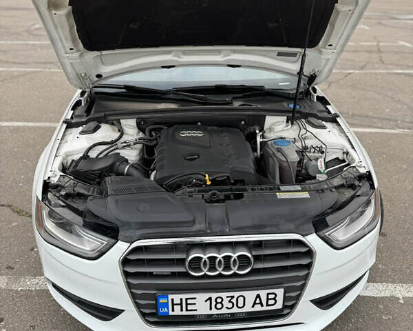 Белый Ауди А4, объемом двигателя 1.98 л и пробегом 135 тыс. км за 13999 $, фото 13 на Automoto.ua