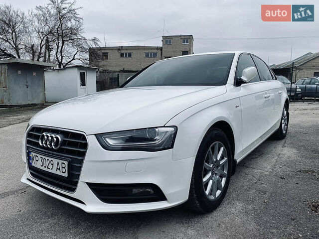 Ауди А4 2013 в Запорожье на Automoto.ua Белый Ауди А4, объемом двигателя 1.97 л и пробегом 119 тыс. км за 17000 $, фото 1 на Automoto.ua
