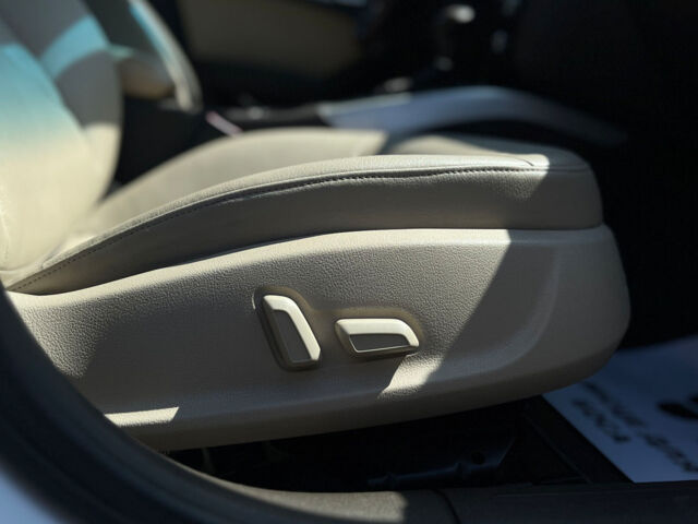 Белый Ауди А4, объемом двигателя 2 л и пробегом 152 тыс. км за 12800 $, фото 25 на Automoto.ua