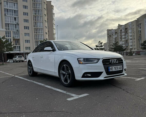 Белый Ауди А4, объемом двигателя 1.98 л и пробегом 135 тыс. км за 13999 $, фото 1 на Automoto.ua