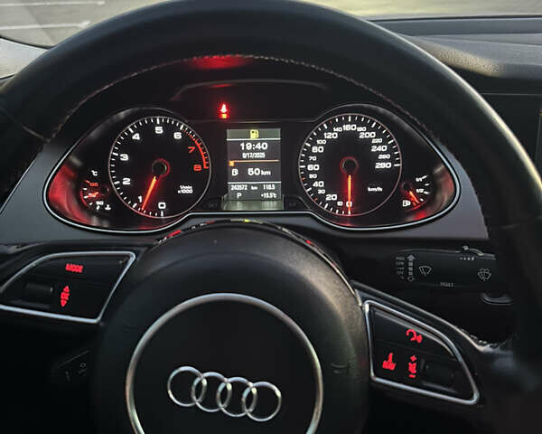 Білий Ауді А4, об'ємом двигуна 2 л та пробігом 243 тис. км за 10500 $, фото 16 на Automoto.ua