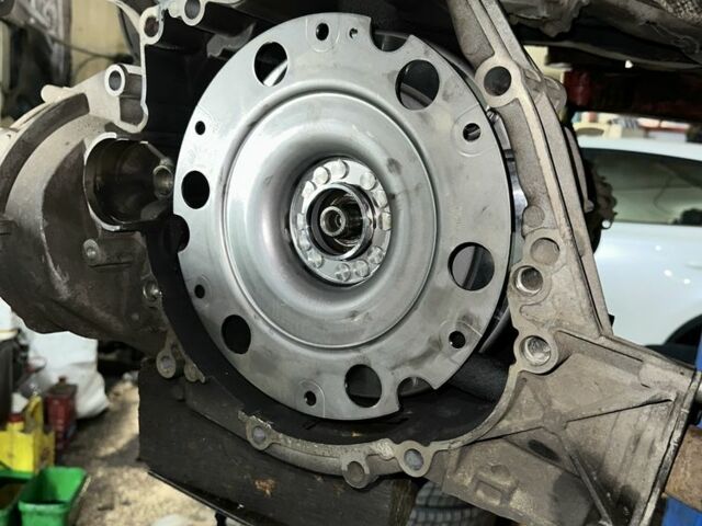 Білий Ауді А4, об'ємом двигуна 2 л та пробігом 170 тис. км за 13999 $, фото 9 на Automoto.ua