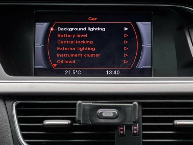 Білий Ауді А4, об'ємом двигуна 2 л та пробігом 171 тис. км за 11800 $, фото 15 на Automoto.ua