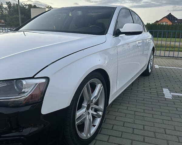 Білий Ауді А4, об'ємом двигуна 2 л та пробігом 243 тис. км за 10500 $, фото 2 на Automoto.ua