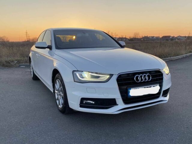 Білий Ауді А4, об'ємом двигуна 2 л та пробігом 280 тис. км за 12499 $, фото 1 на Automoto.ua