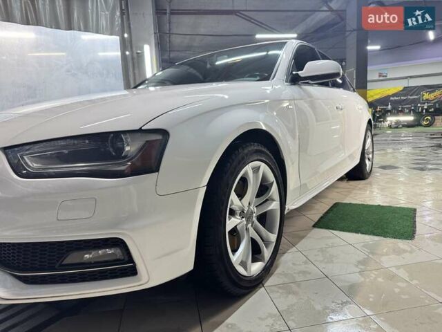 Ауди А4 2013 в Киеве на Automoto.ua Белый Ауди А4, объемом двигателя 1.98 л и пробегом 178 тыс. км за 11800 $, фото 18 на Automoto.ua