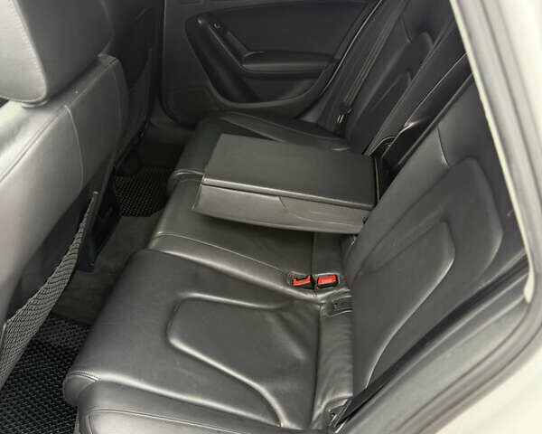 Білий Ауді А4, об'ємом двигуна 1.98 л та пробігом 258 тис. км за 15000 $, фото 24 на Automoto.ua