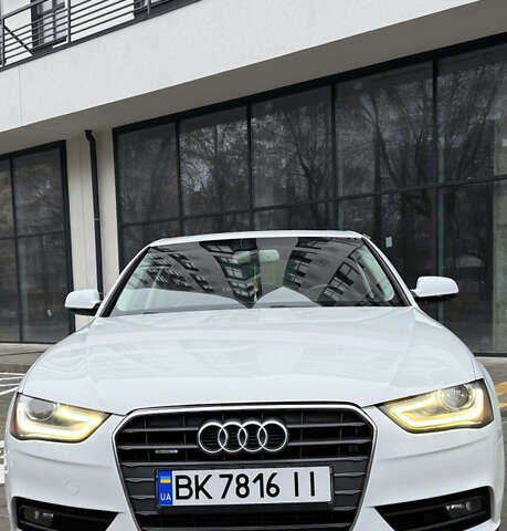 Белый Ауди А4, объемом двигателя 1.98 л и пробегом 243 тыс. км за 10750 $, фото 2 на Automoto.ua