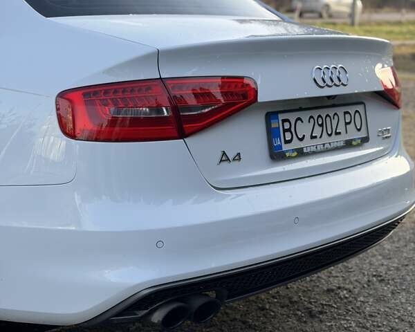 Білий Ауді А4, об'ємом двигуна 1.98 л та пробігом 206 тис. км за 13600 $, фото 6 на Automoto.ua
