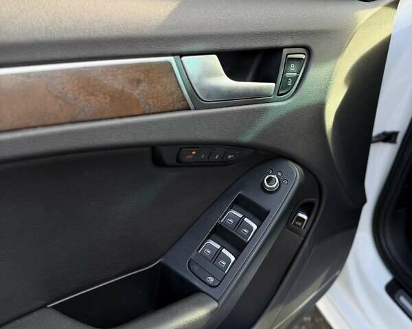 Білий Ауді А4, об'ємом двигуна 1.98 л та пробігом 206 тис. км за 13600 $, фото 29 на Automoto.ua