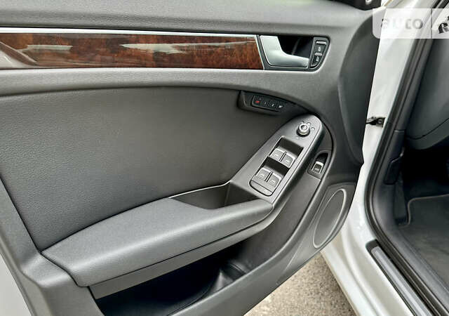 Белый Ауди А4, объемом двигателя 2 л и пробегом 129 тыс. км за 17200 $, фото 39 на Automoto.ua