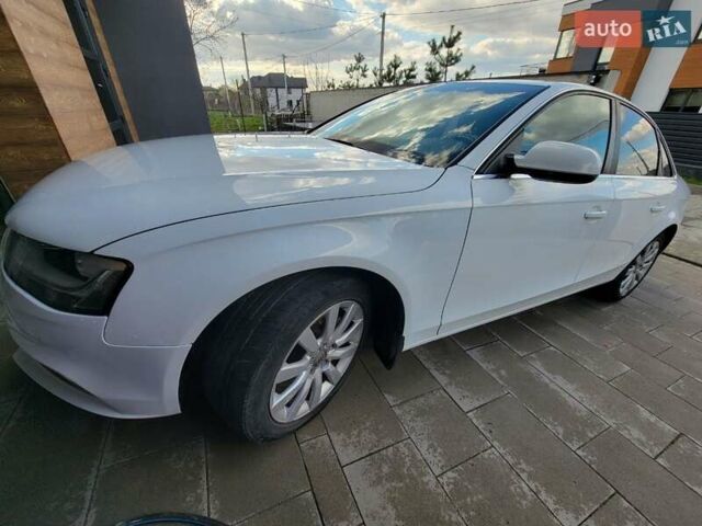 Білий Ауді А4, об'ємом двигуна 1.98 л та пробігом 104 тис. км за 11300 $, фото 6 на Automoto.ua