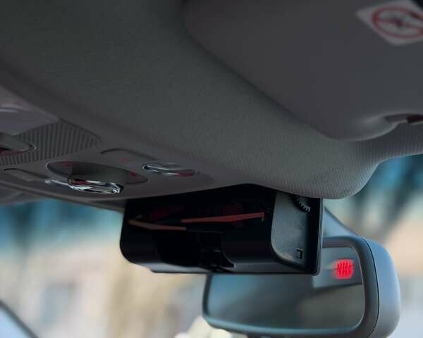 Білий Ауді А4, об'ємом двигуна 1.98 л та пробігом 206 тис. км за 13600 $, фото 28 на Automoto.ua