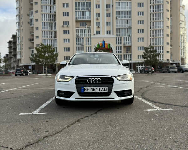Белый Ауди А4, объемом двигателя 1.98 л и пробегом 135 тыс. км за 13999 $, фото 3 на Automoto.ua