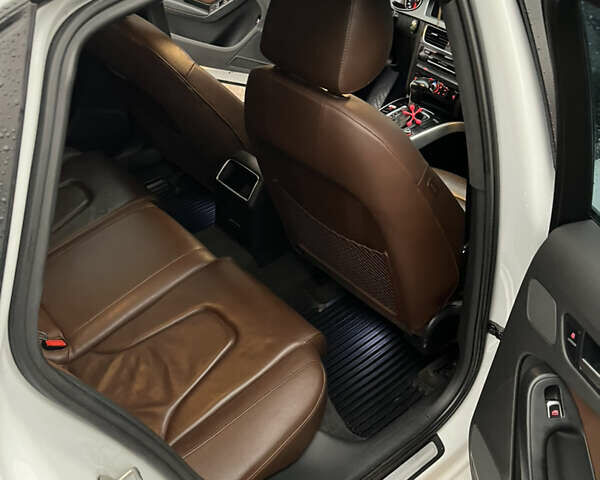 Белый Ауди А4, объемом двигателя 1.98 л и пробегом 241 тыс. км за 12500 $, фото 21 на Automoto.ua