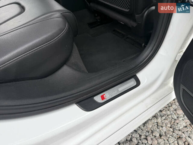 Белый Ауди А4, объемом двигателя 2 л и пробегом 188 тыс. км за 12999 $, фото 17 на Automoto.ua
