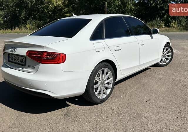 Білий Ауді А4, об'ємом двигуна 1.97 л та пробігом 179 тис. км за 14850 $, фото 18 на Automoto.ua