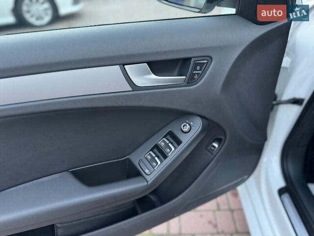 Білий Ауді А4, об'ємом двигуна 1.98 л та пробігом 102 тис. км за 11000 $, фото 20 на Automoto.ua