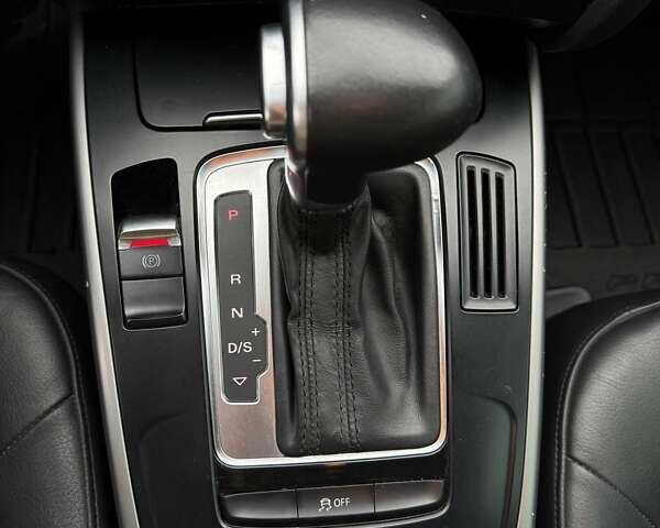 Белый Ауди А4, объемом двигателя 1.98 л и пробегом 245 тыс. км за 12000 $, фото 17 на Automoto.ua