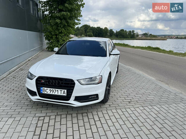 Ауди А4 2014 в Львове на Automoto.ua Белый Ауди А4, объемом двигателя 2 л и пробегом 113 тыс. км за 14450 $, фото 2 на Automoto.ua