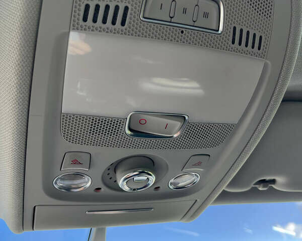 Белый Ауди А4, объемом двигателя 1.98 л и пробегом 230 тыс. км за 12400 $, фото 23 на Automoto.ua