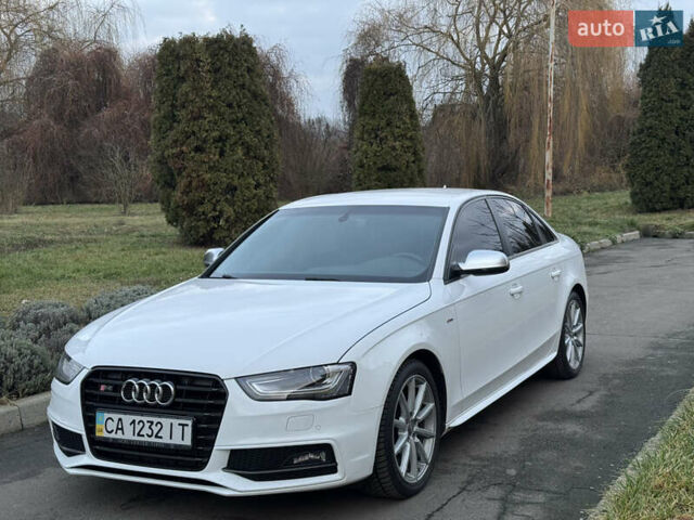 Білий Ауді А4, об'ємом двигуна 2.97 л та пробігом 230 тис. км за 15900 $, фото 5 на Automoto.ua